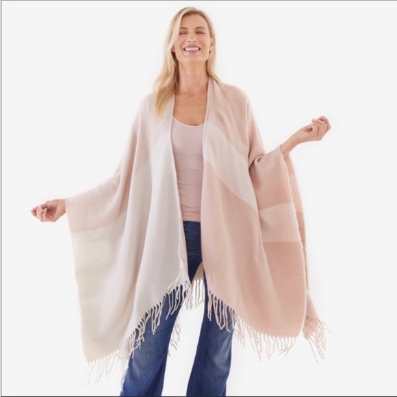 SOIA & KYO Yadira Neutral Wrap Shawl Fringe Trim Woven Scarf NWT - Picture 3 of 11